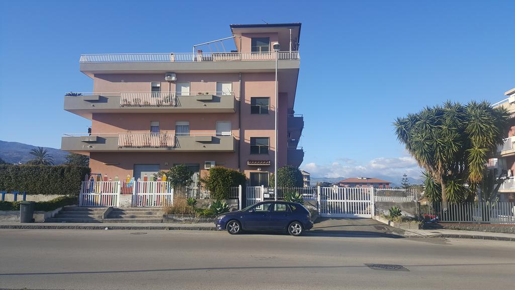 Apartment I Mastrazzi Riposto Exteriör bild